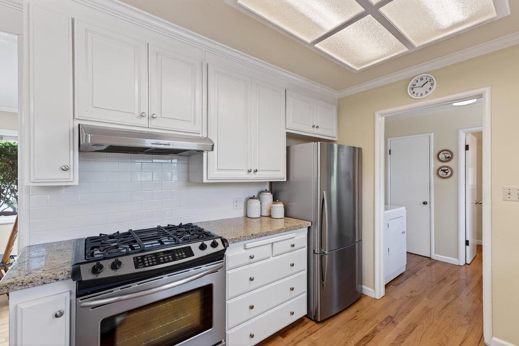Detail Gallery Image 12 of 41 For 512 California Ave, Santa Cruz,  CA 95060 - 3 Beds | 2 Baths