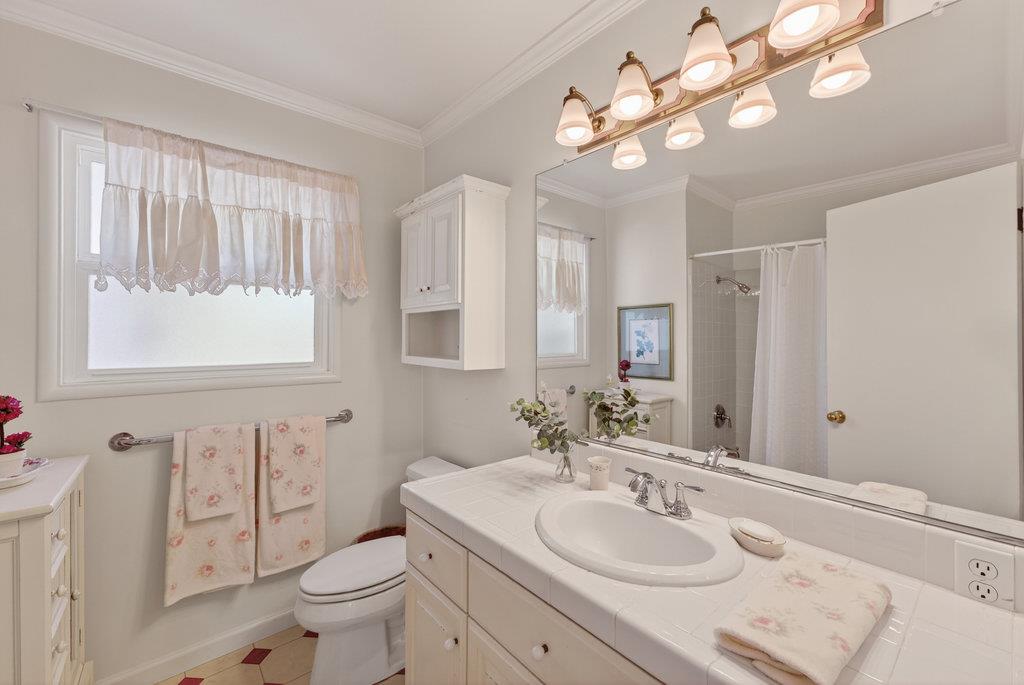 Detail Gallery Image 28 of 41 For 512 California Ave, Santa Cruz,  CA 95060 - 3 Beds | 2 Baths