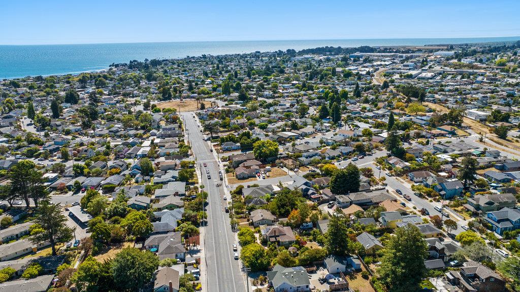 Detail Gallery Image 35 of 41 For 512 California Ave, Santa Cruz,  CA 95060 - 3 Beds | 2 Baths