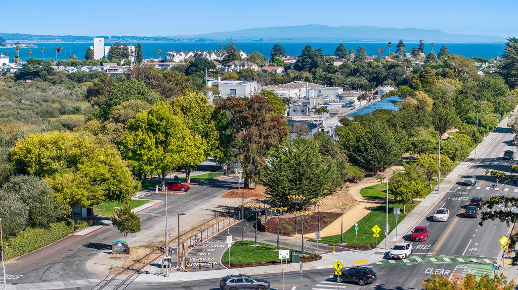 Detail Gallery Image 39 of 41 For 512 California Ave, Santa Cruz,  CA 95060 - 3 Beds | 2 Baths
