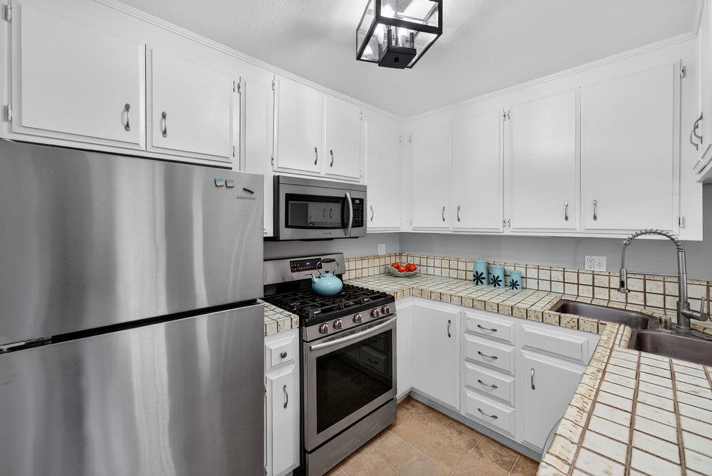 Detail Gallery Image 11 of 36 For 6244 Cabot Ct, Aptos,  CA 95003 - 2 Beds | 2 Baths
