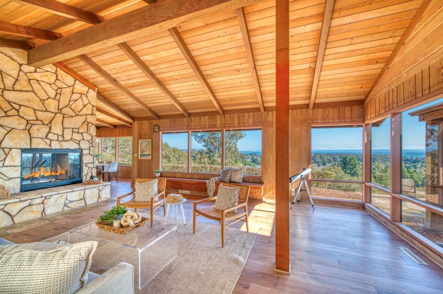 Detail Gallery Image 10 of 70 For 3600 N Park Ave, Soquel,  CA 95073 - 3 Beds | 2/1 Baths