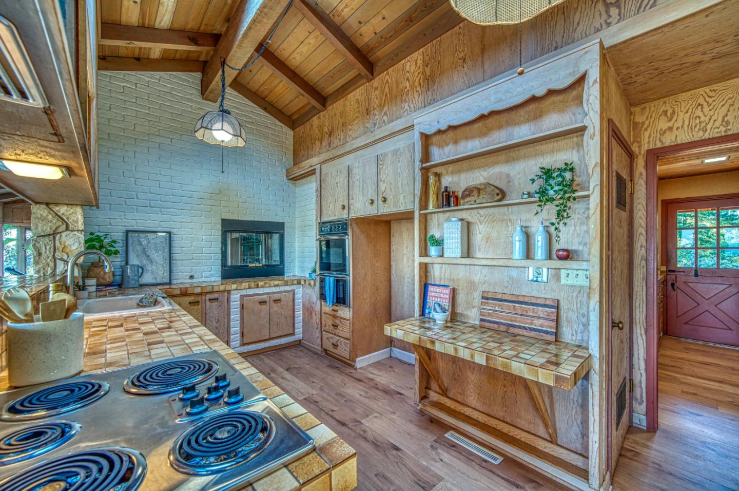 Detail Gallery Image 14 of 70 For 3600 N Park Ave, Soquel,  CA 95073 - 3 Beds | 2/1 Baths