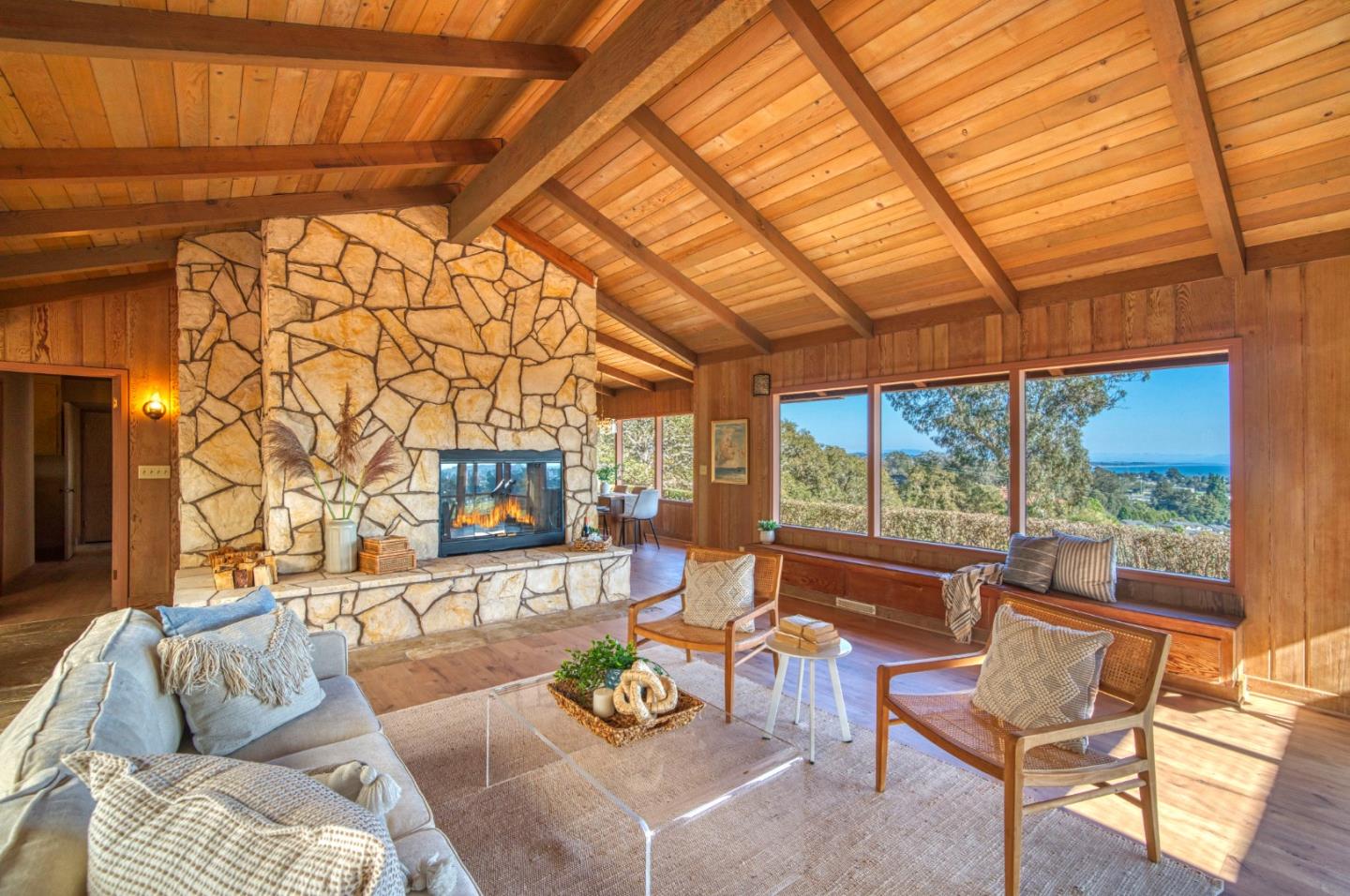 Detail Gallery Image 8 of 70 For 3600 N Park Ave, Soquel,  CA 95073 - 3 Beds | 2/1 Baths