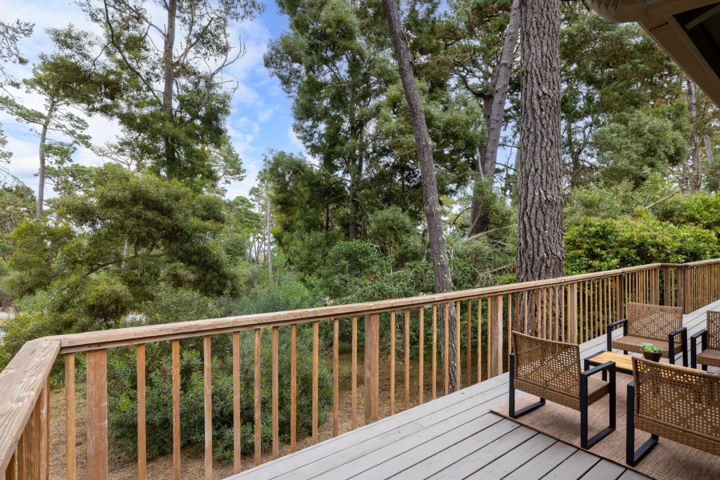 Detail Gallery Image 12 of 14 For 4029 Costado Rd, Pebble Beach,  CA 93953 - 3 Beds | 3 Baths