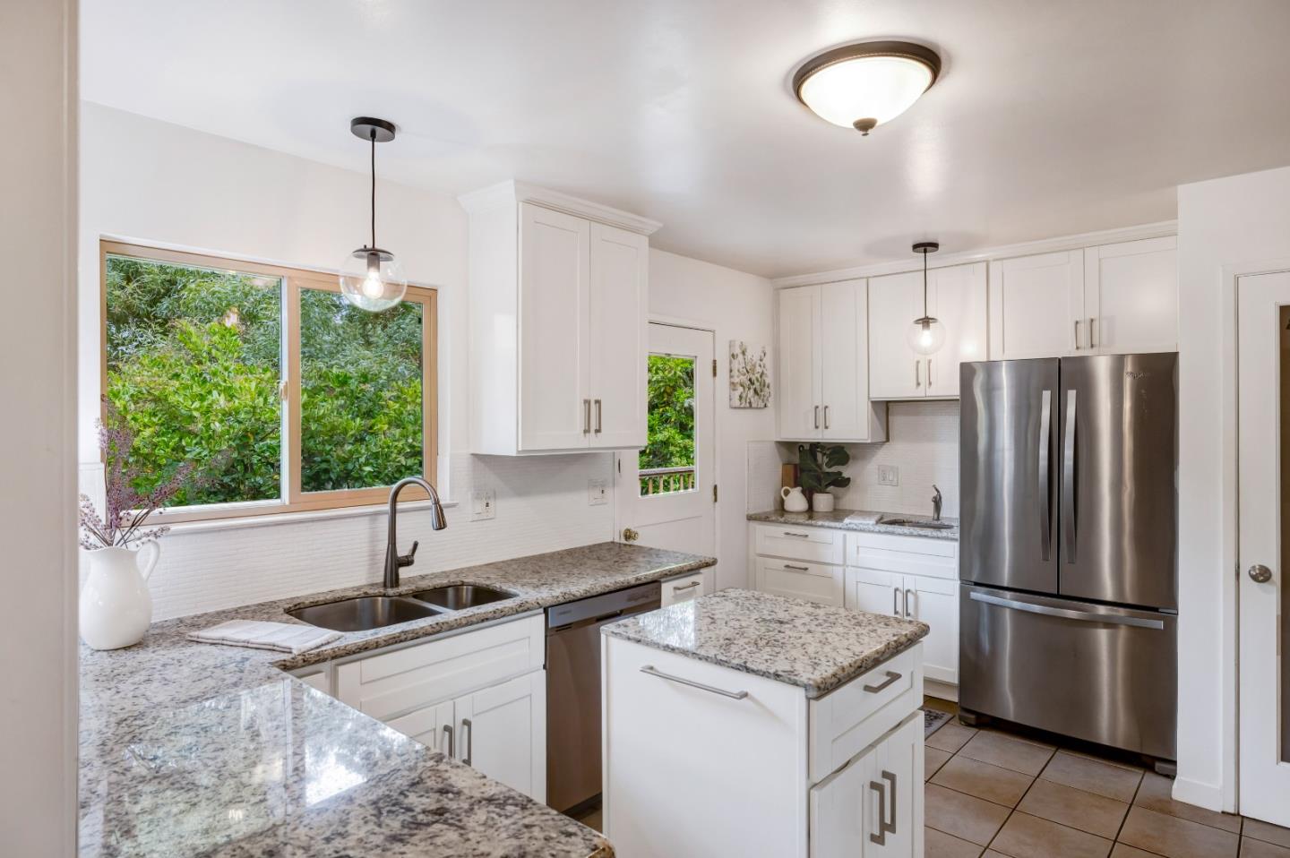Detail Gallery Image 5 of 14 For 4029 Costado Rd, Pebble Beach,  CA 93953 - 3 Beds | 3 Baths