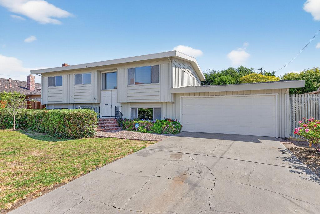 Detail Gallery Image 10 of 38 For 254 Rogers Ave, Watsonville,  CA 95076 - 5 Beds | 3 Baths
