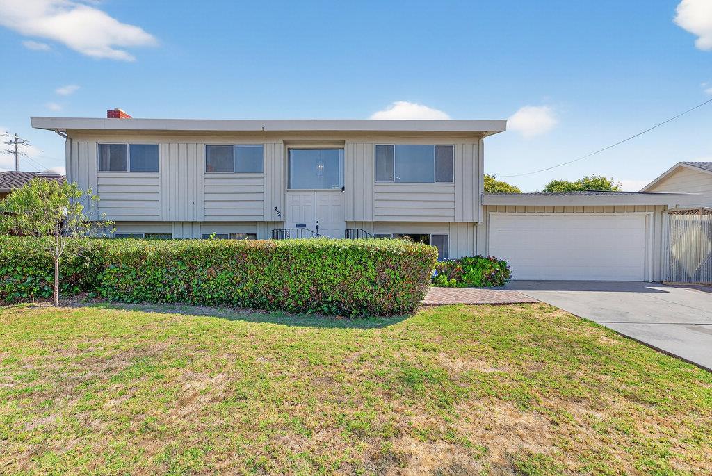 Detail Gallery Image 2 of 38 For 254 Rogers Ave, Watsonville,  CA 95076 - 5 Beds | 3 Baths