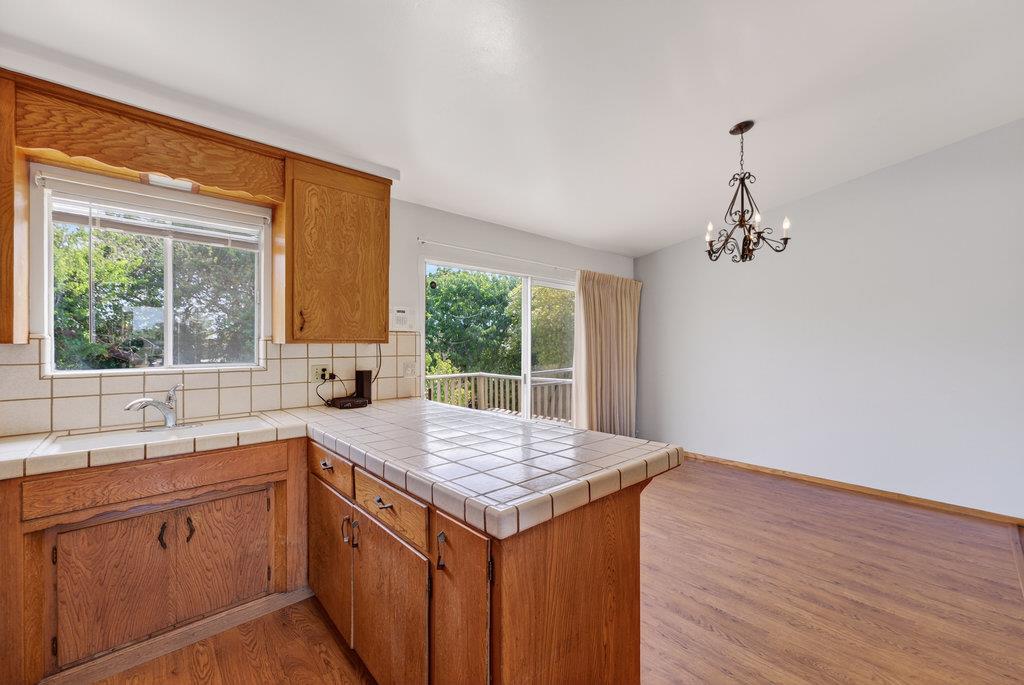 Detail Gallery Image 8 of 38 For 254 Rogers Ave, Watsonville,  CA 95076 - 5 Beds | 3 Baths