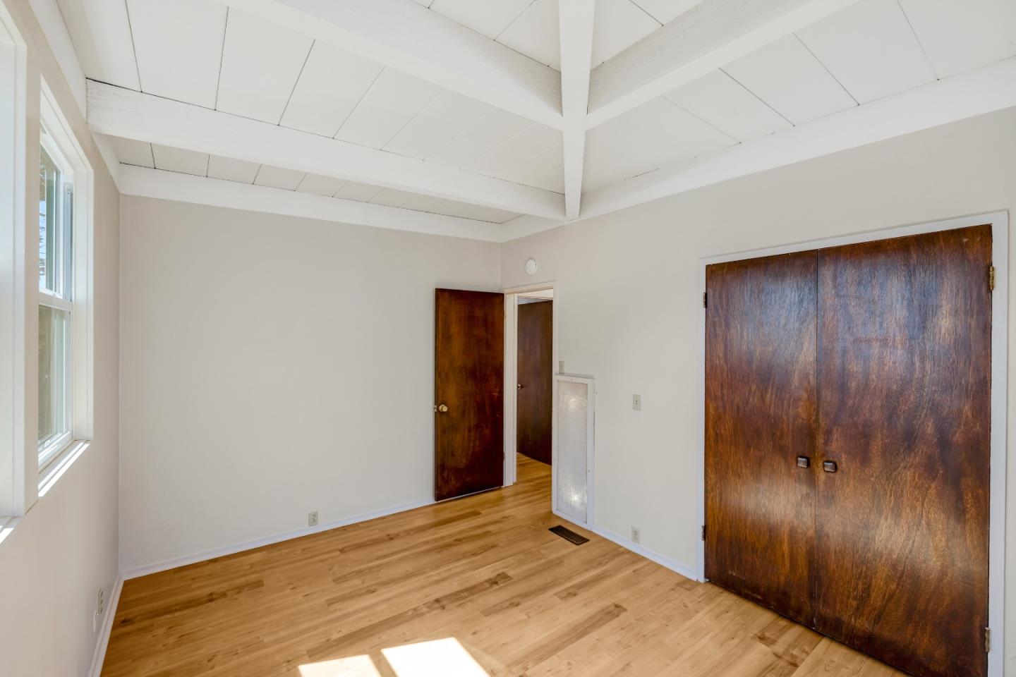 Detail Gallery Image 19 of 44 For 229 7th St, Pacific Grove,  CA 93950 - 3 Beds | 2 Baths