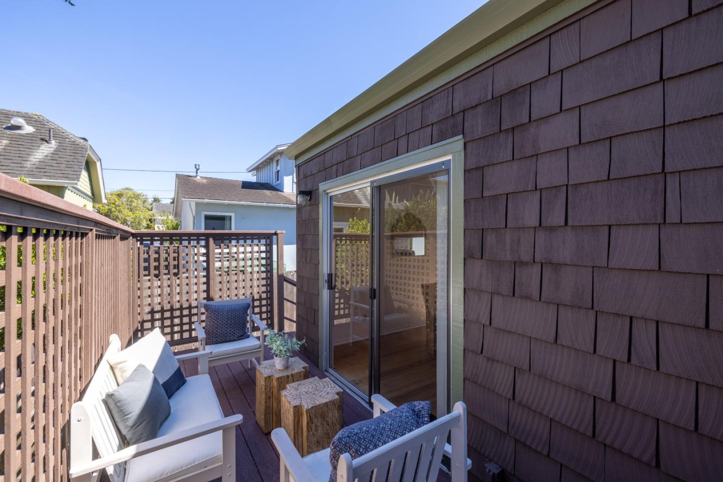 Detail Gallery Image 21 of 44 For 229 7th St, Pacific Grove,  CA 93950 - 3 Beds | 2 Baths