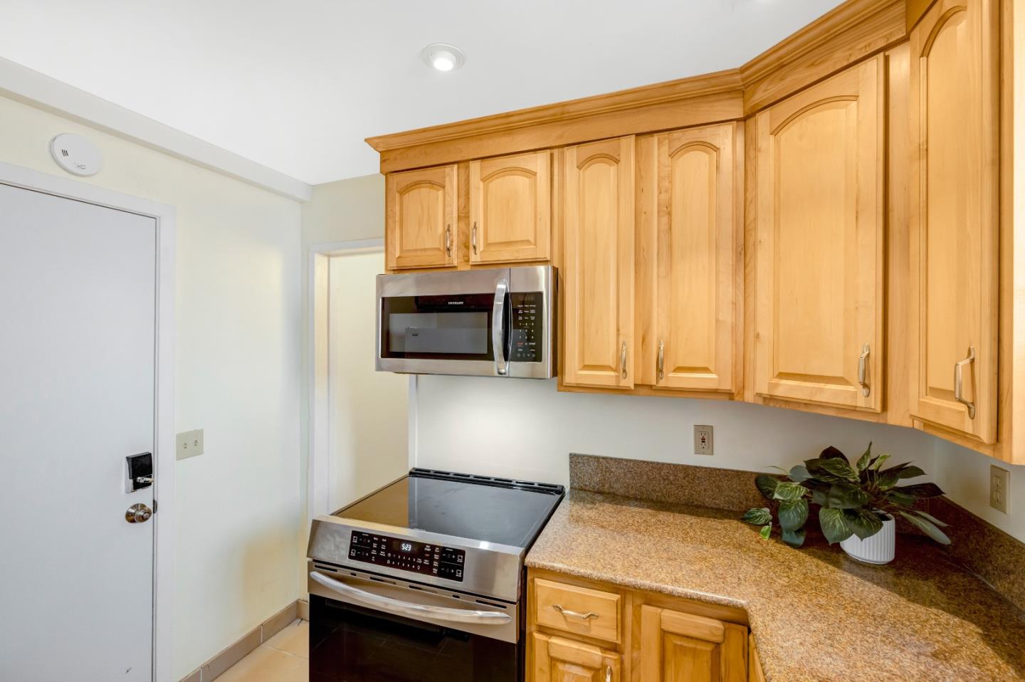 Detail Gallery Image 26 of 44 For 229 7th St, Pacific Grove,  CA 93950 - 3 Beds | 2 Baths