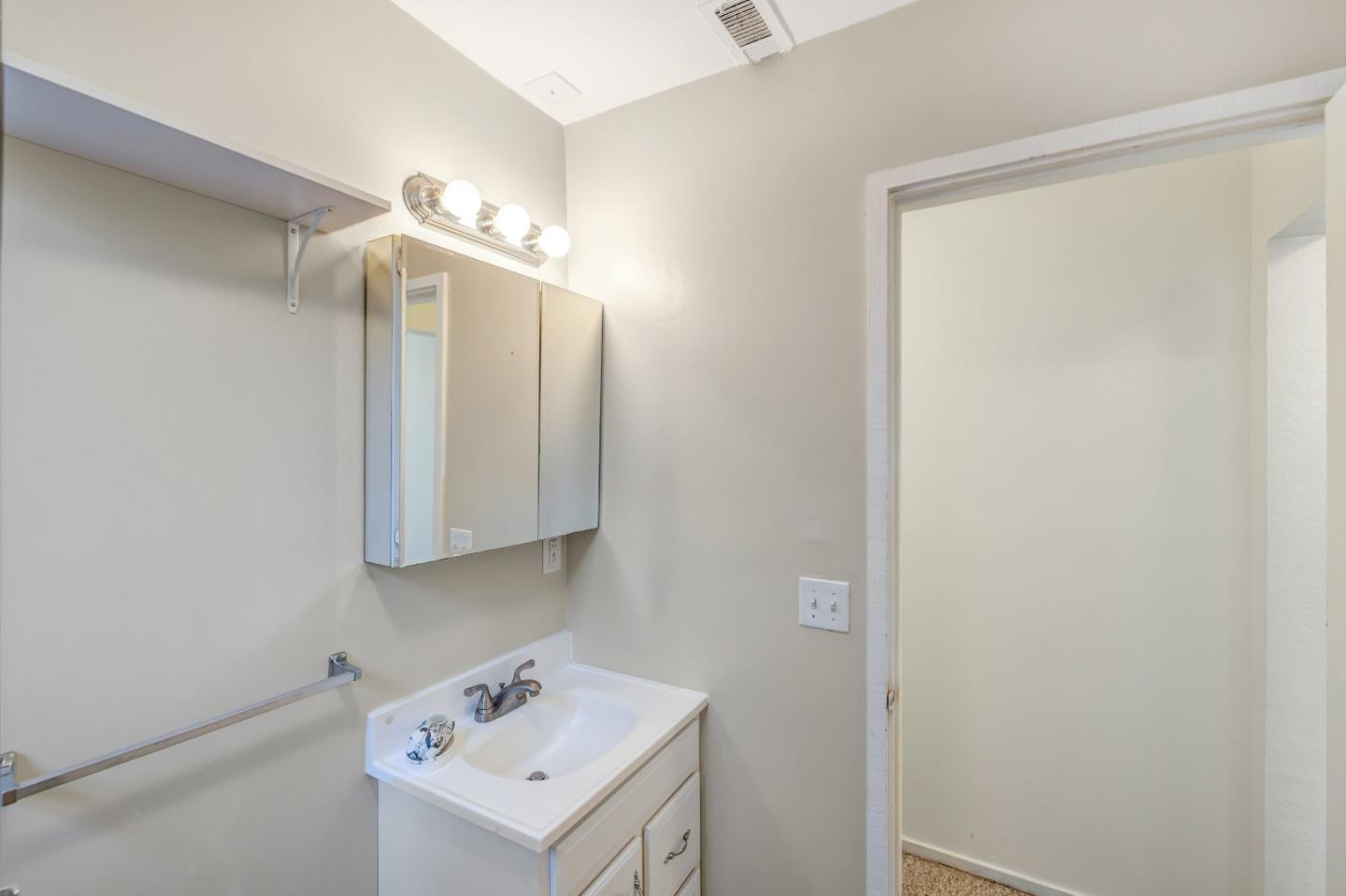 Detail Gallery Image 27 of 44 For 229 7th St, Pacific Grove,  CA 93950 - 3 Beds | 2 Baths