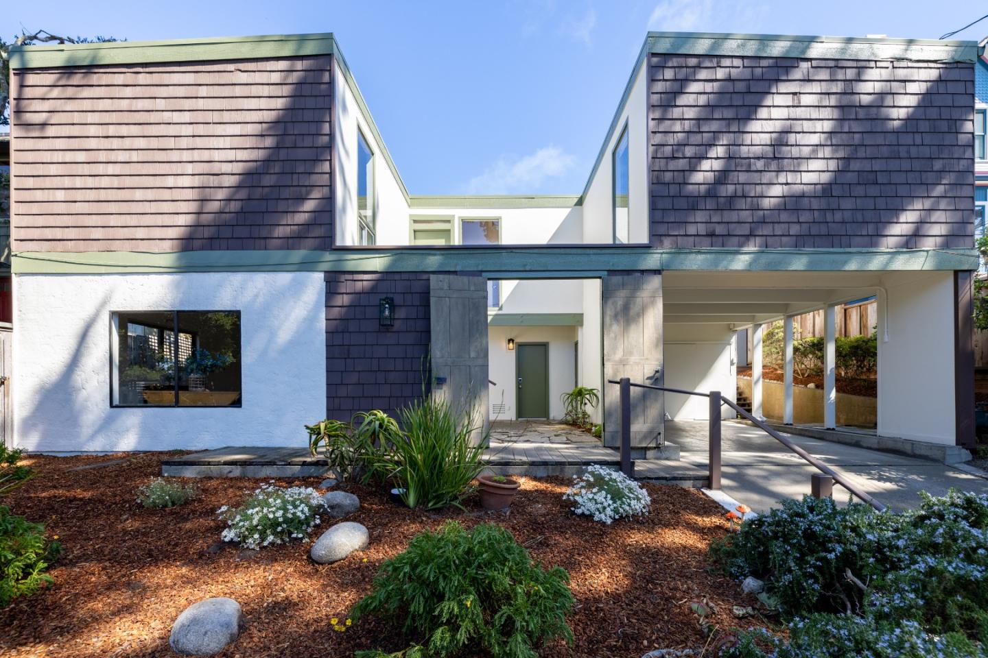 Detail Gallery Image 41 of 44 For 229 7th St, Pacific Grove,  CA 93950 - 3 Beds | 2 Baths