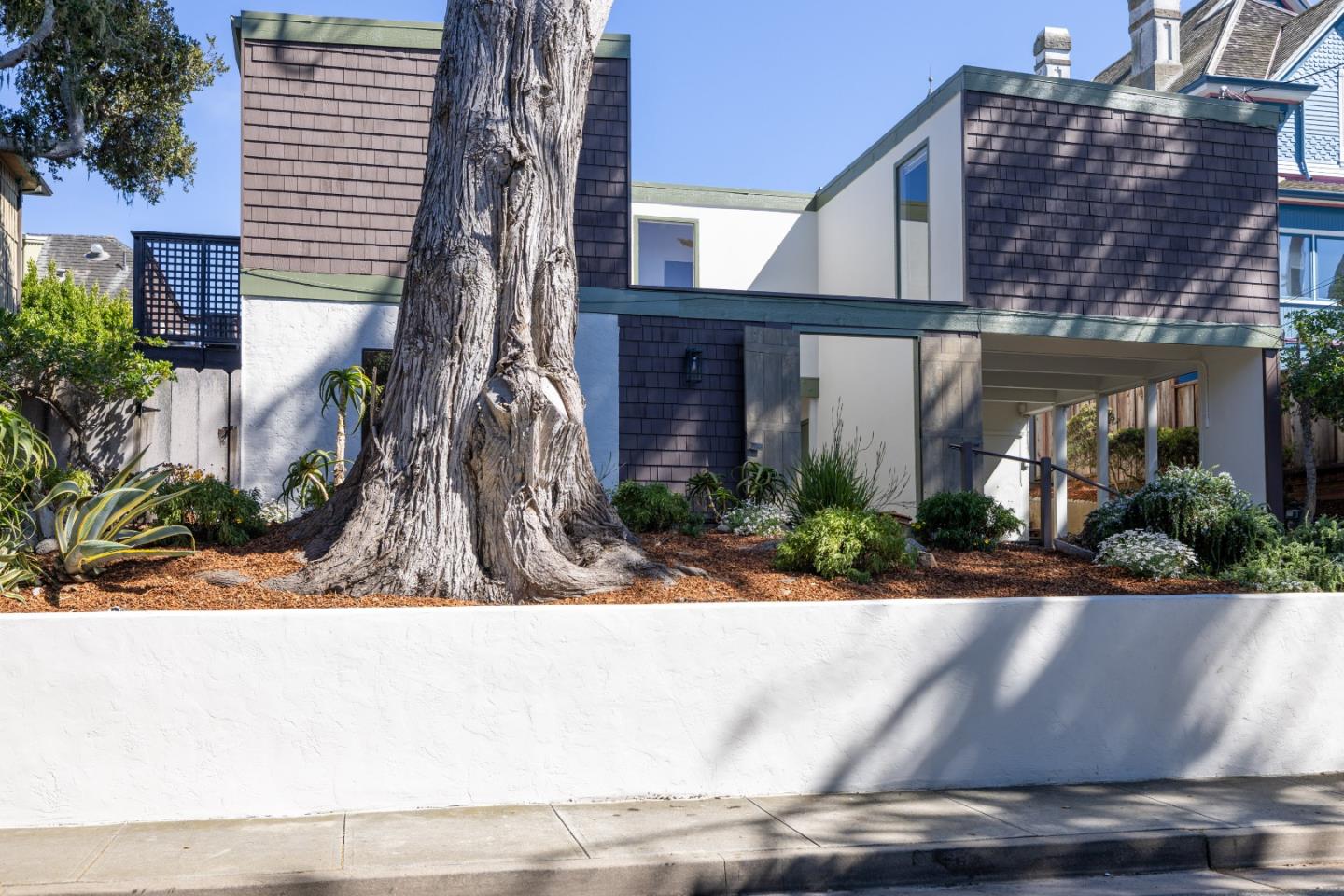 Detail Gallery Image 42 of 44 For 229 7th St, Pacific Grove,  CA 93950 - 3 Beds | 2 Baths