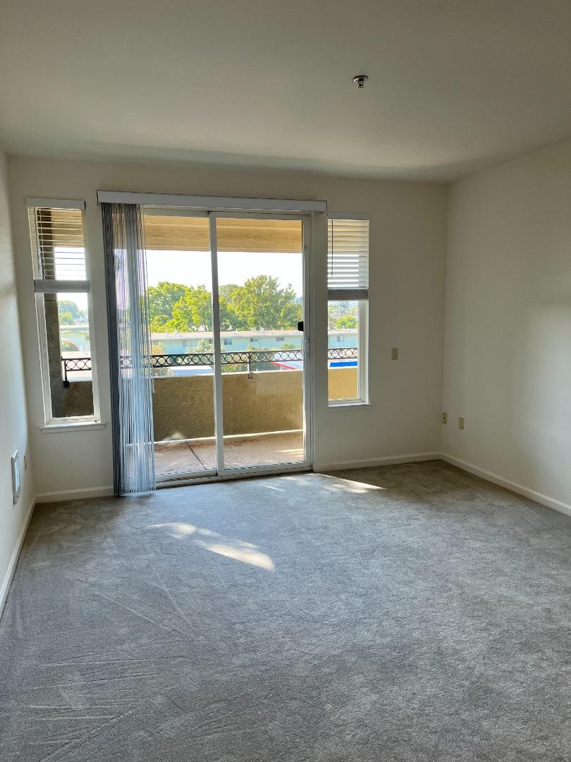 Detail Gallery Image 4 of 18 For 401 S Norfolk St #305,  San Mateo,  CA 94401 - 2 Beds | 2 Baths
