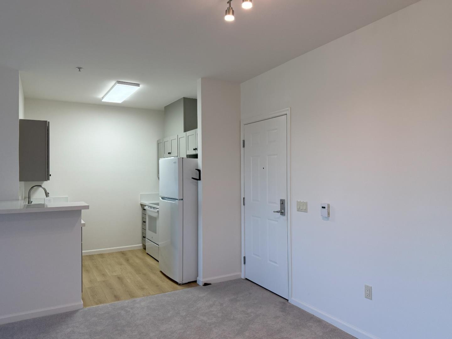 Detail Gallery Image 8 of 18 For 401 S Norfolk St #305,  San Mateo,  CA 94401 - 2 Beds | 2 Baths