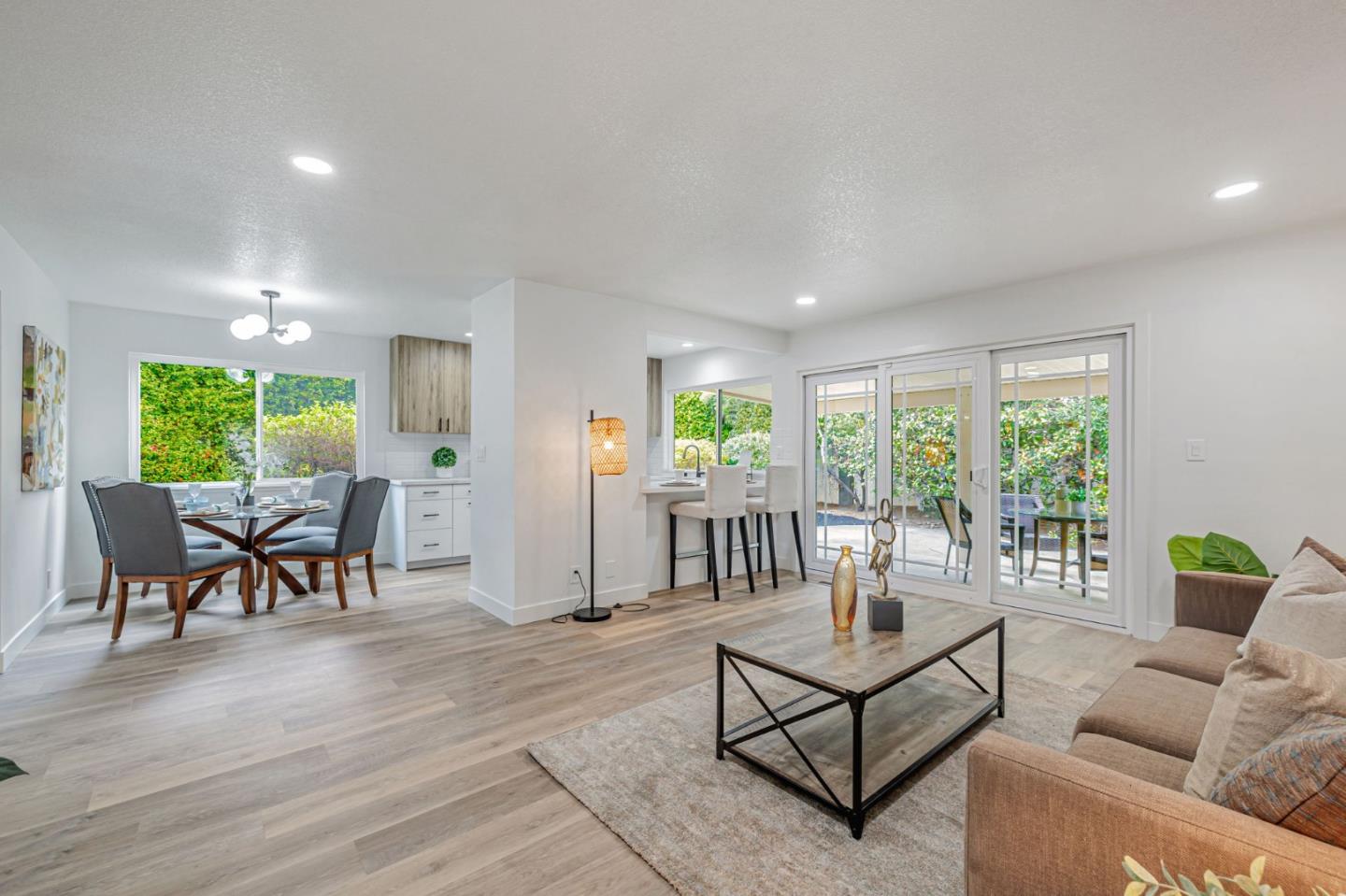 Detail Gallery Image 15 of 44 For 5400 Southbridge Ct, San Jose,  CA 95118 - 3 Beds | 2 Baths