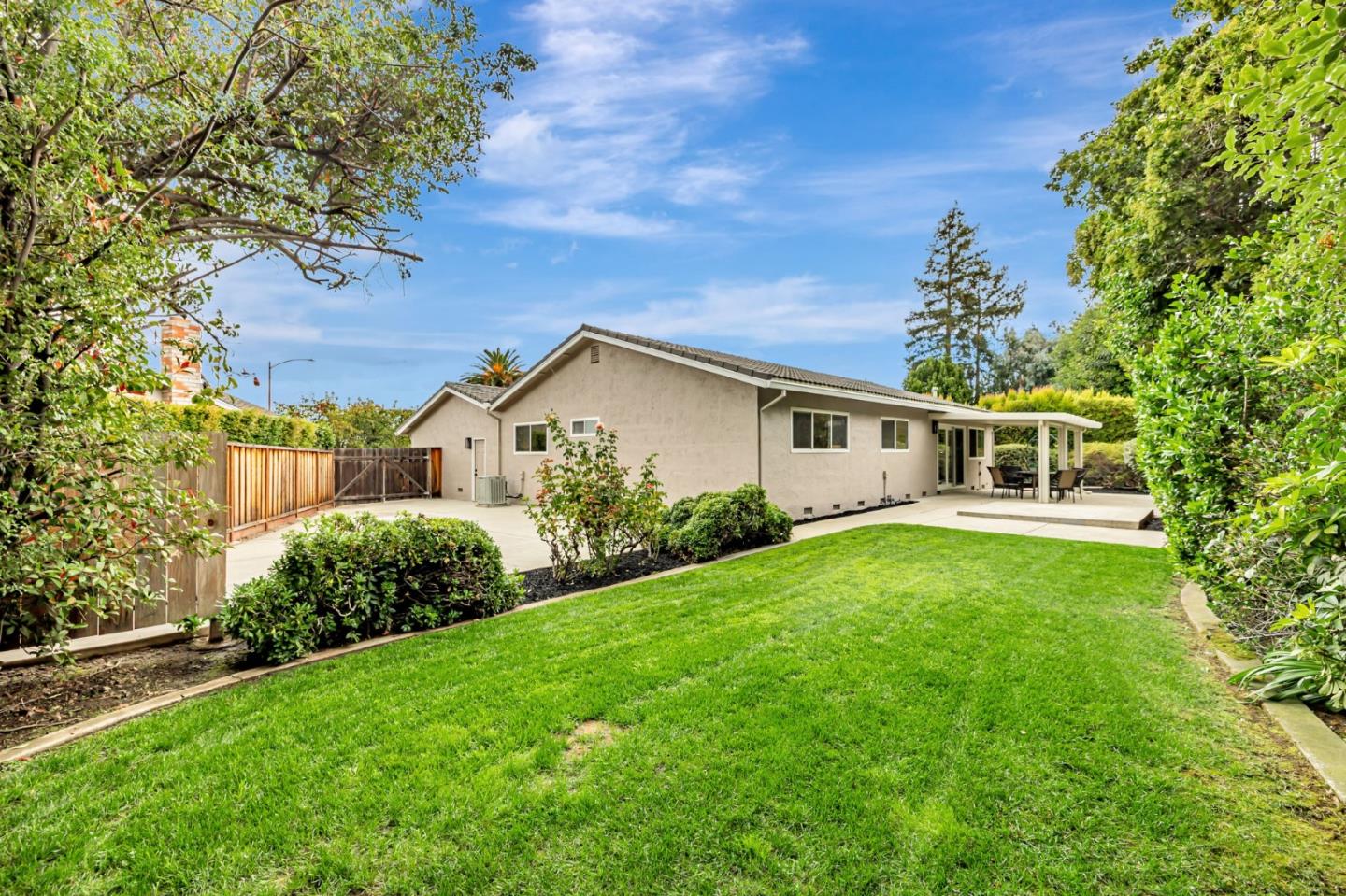 Detail Gallery Image 35 of 44 For 5400 Southbridge Ct, San Jose,  CA 95118 - 3 Beds | 2 Baths