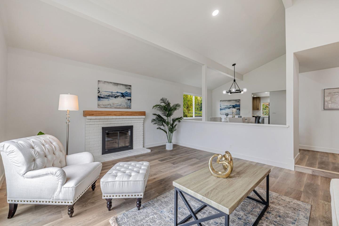Detail Gallery Image 8 of 44 For 5400 Southbridge Ct, San Jose,  CA 95118 - 3 Beds | 2 Baths