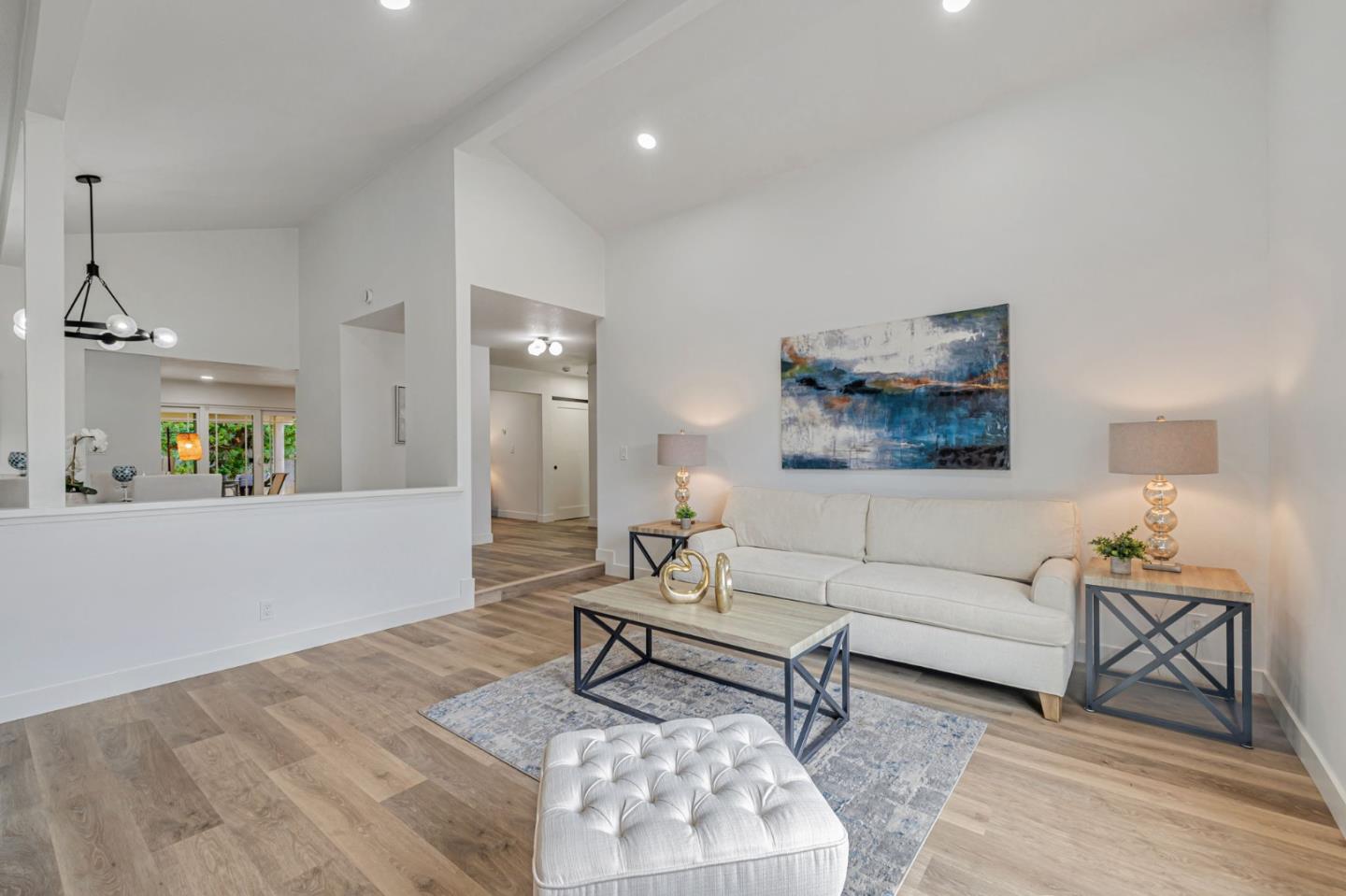 Detail Gallery Image 9 of 44 For 5400 Southbridge Ct, San Jose,  CA 95118 - 3 Beds | 2 Baths