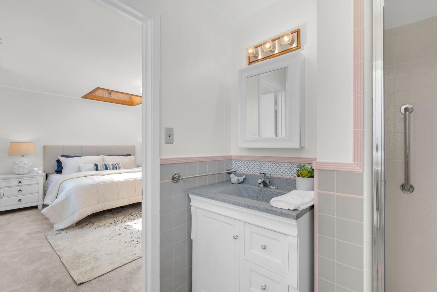 Detail Gallery Image 20 of 36 For 1249 Marilyn Ct, Mountain View,  CA 94040 - 3 Beds | 2 Baths