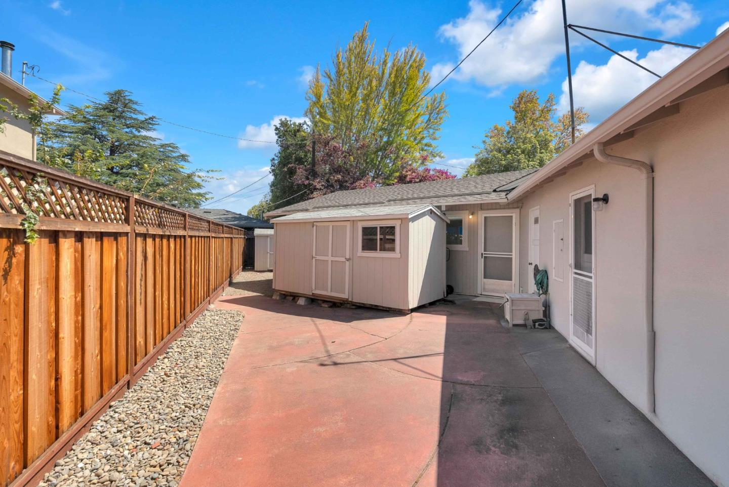 Detail Gallery Image 28 of 36 For 1249 Marilyn Ct, Mountain View,  CA 94040 - 3 Beds | 2 Baths