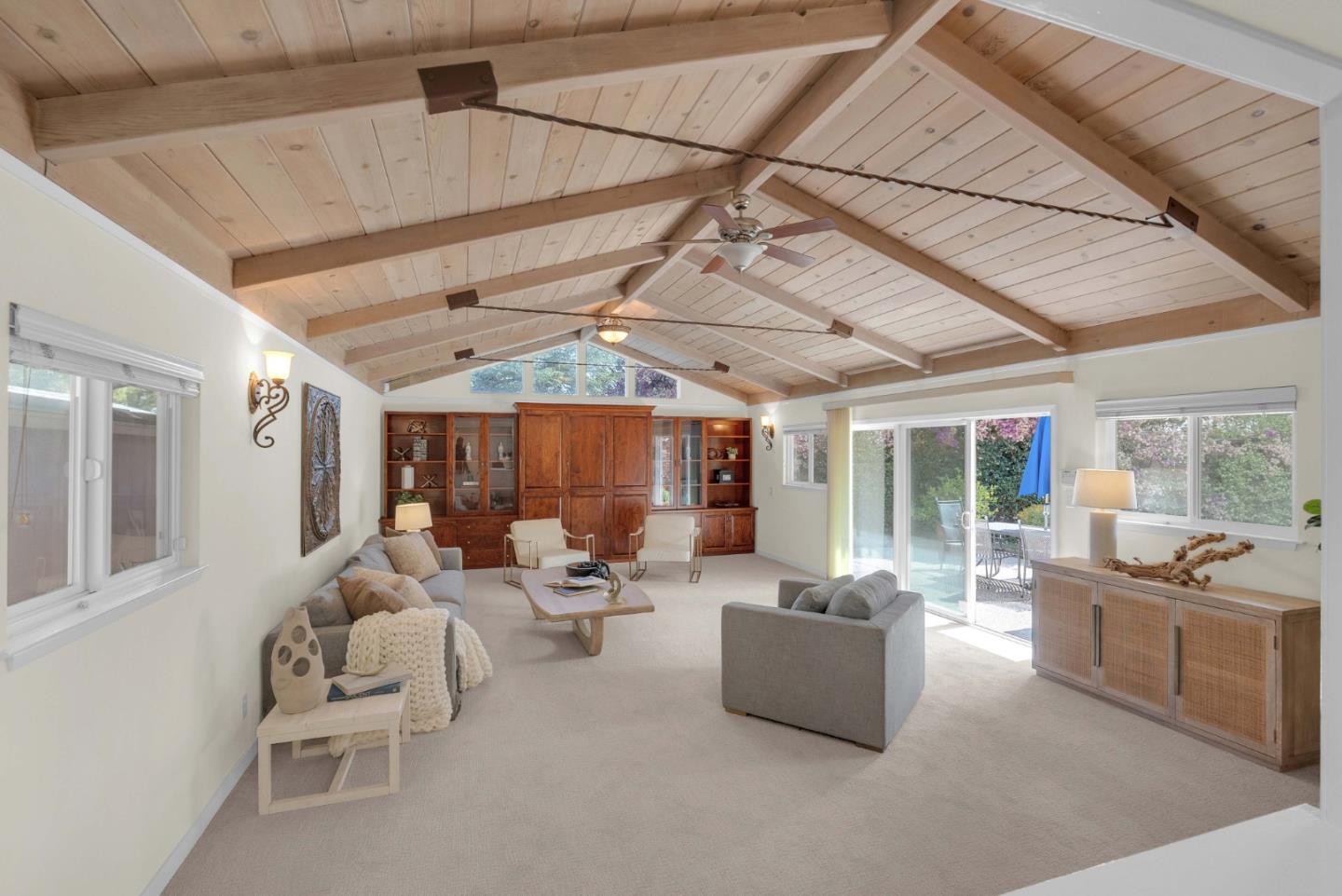 Detail Gallery Image 9 of 36 For 1249 Marilyn Ct, Mountain View,  CA 94040 - 3 Beds | 2 Baths