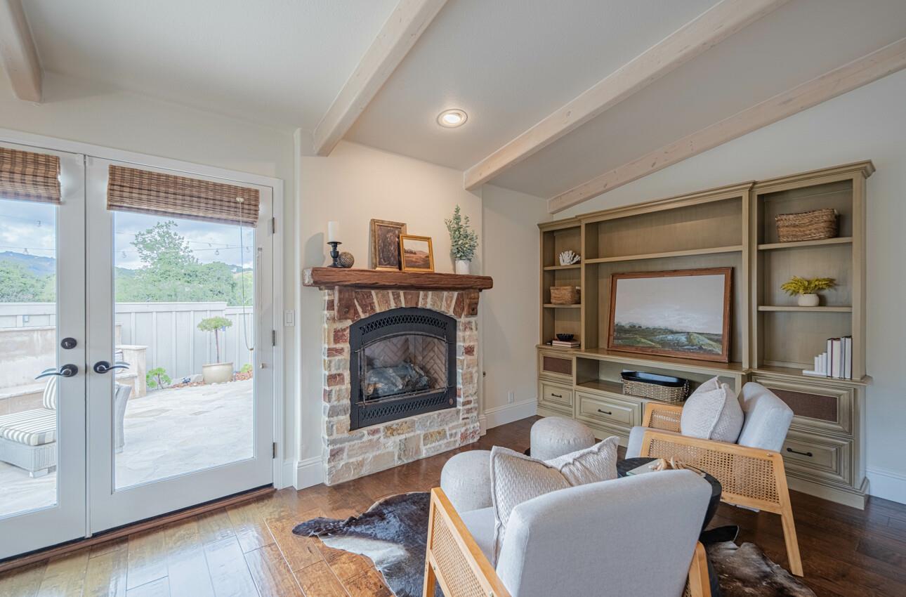 Detail Gallery Image 22 of 66 For 25603 Creekview Cir, Salinas,  CA 93908 - 4 Beds | 3 Baths