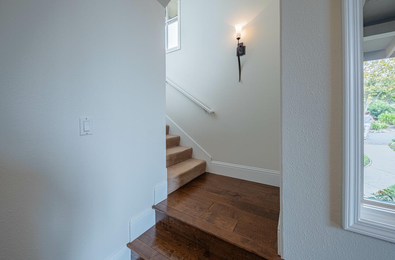 Detail Gallery Image 46 of 66 For 25603 Creekview Cir, Salinas,  CA 93908 - 4 Beds | 3 Baths