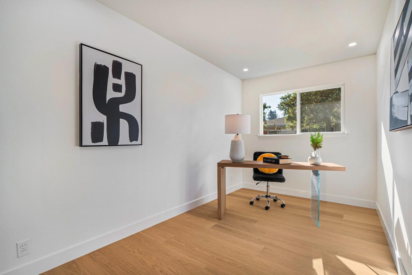 Detail Gallery Image 19 of 39 For 884 San Simeon Dr, Mountain View,  CA 94043 - 4 Beds | 2 Baths