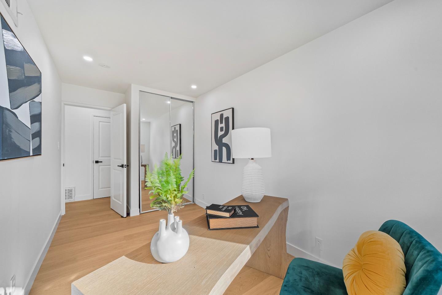 Detail Gallery Image 20 of 39 For 884 San Simeon Dr, Mountain View,  CA 94043 - 4 Beds | 2 Baths