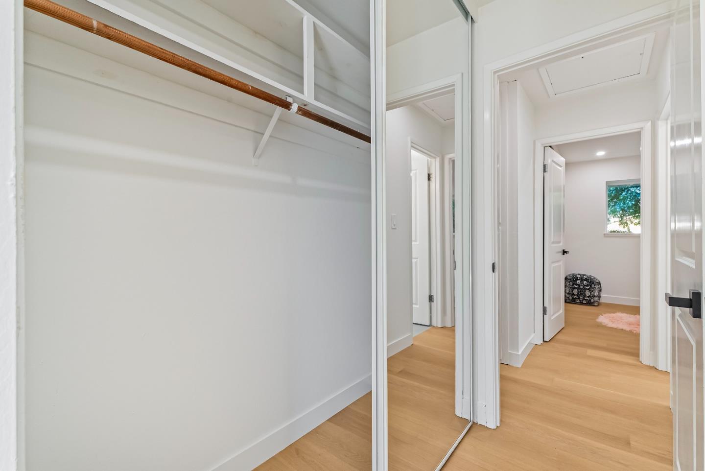 Detail Gallery Image 29 of 39 For 884 San Simeon Dr, Mountain View,  CA 94043 - 4 Beds | 2 Baths