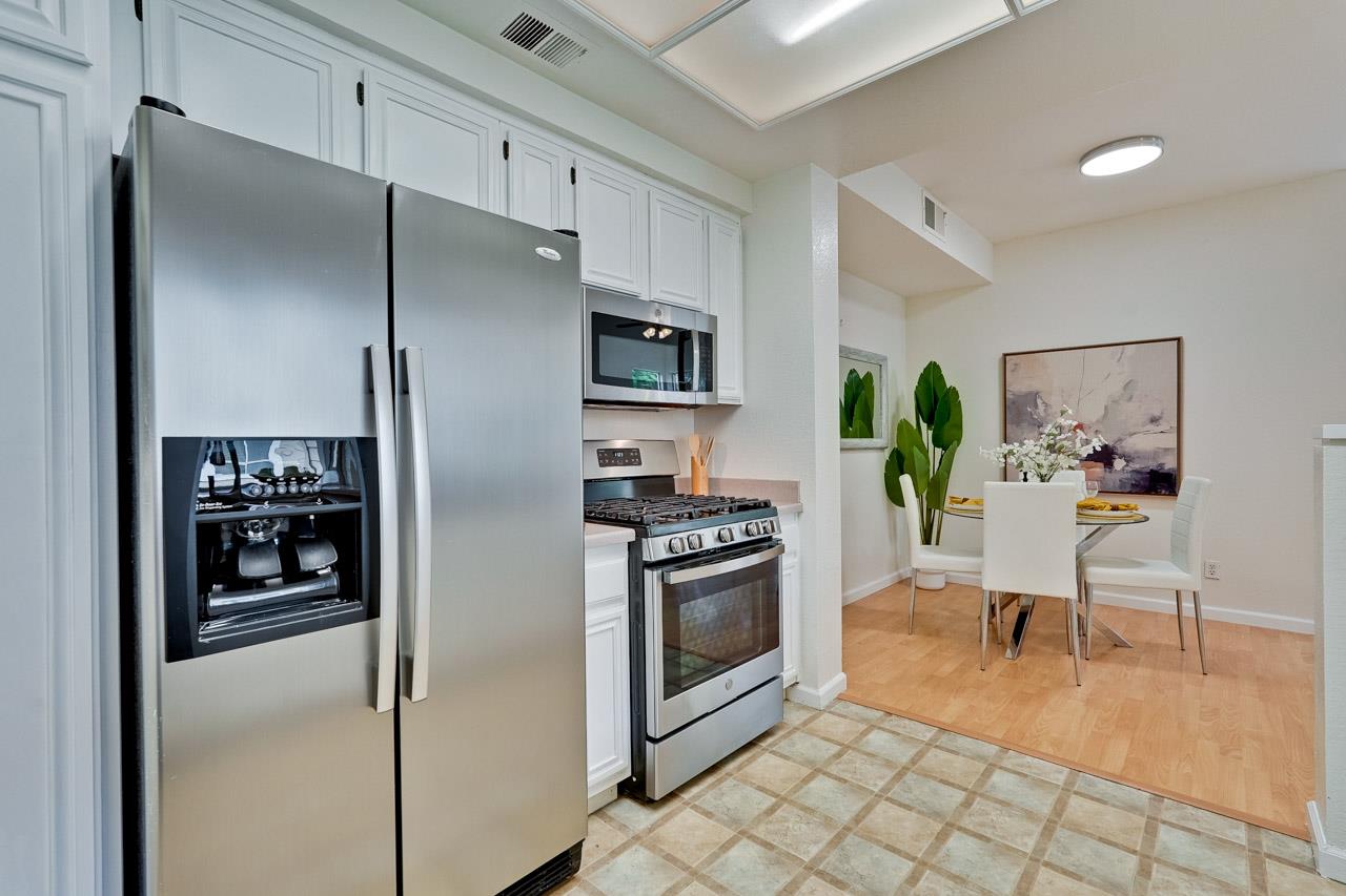 Detail Gallery Image 10 of 33 For 5308 Tacoma Cmn, Fremont,  CA 94555 - 3 Beds | 2 Baths