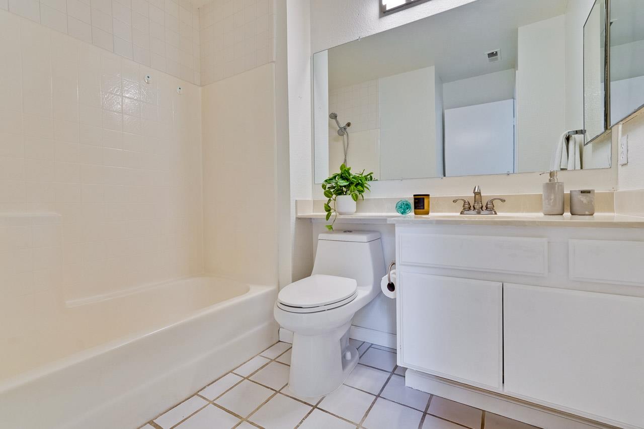 Detail Gallery Image 20 of 33 For 5308 Tacoma Cmn, Fremont,  CA 94555 - 3 Beds | 2 Baths