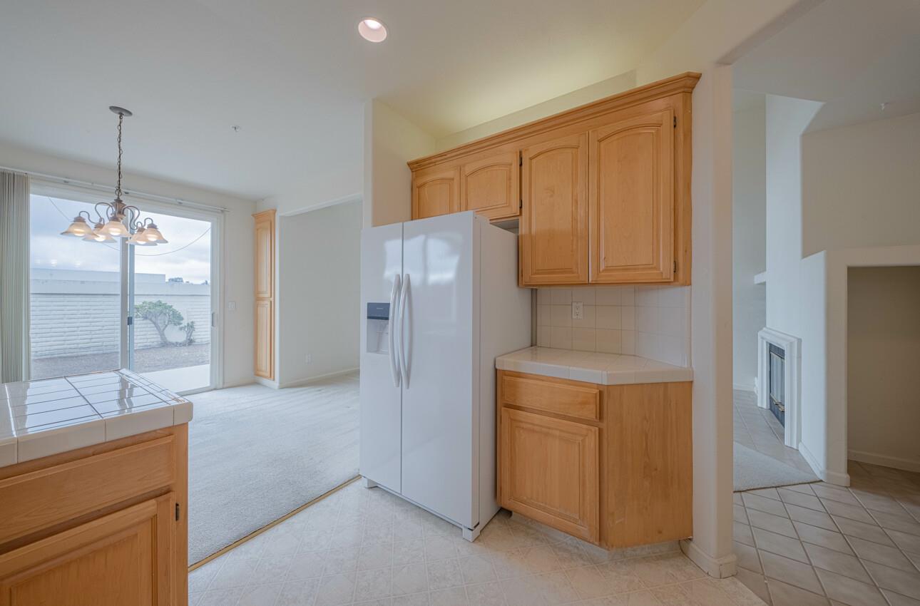 Detail Gallery Image 16 of 32 For 213 Montclair Ln, Salinas,  CA 93906 - 3 Beds | 2/1 Baths
