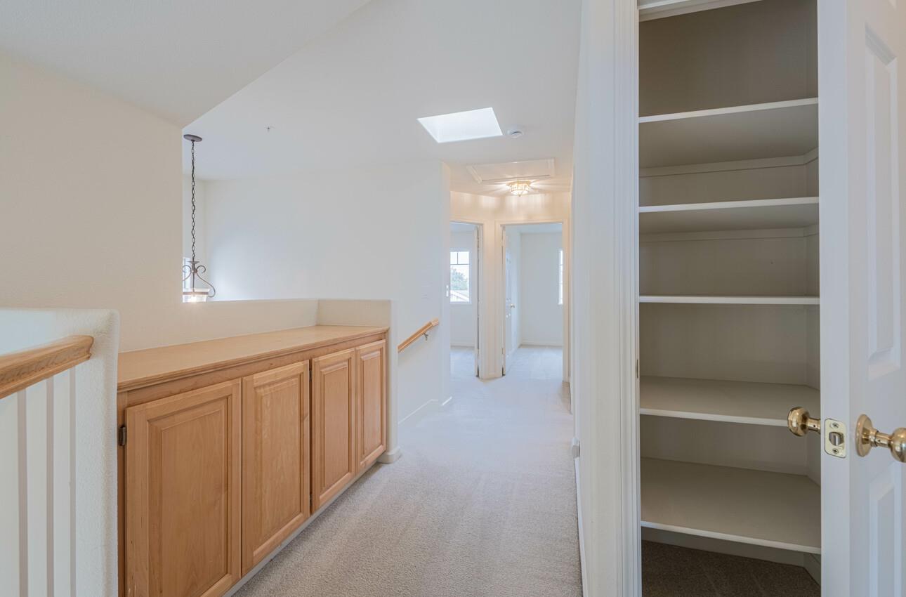 Detail Gallery Image 28 of 32 For 213 Montclair Ln, Salinas,  CA 93906 - 3 Beds | 2/1 Baths