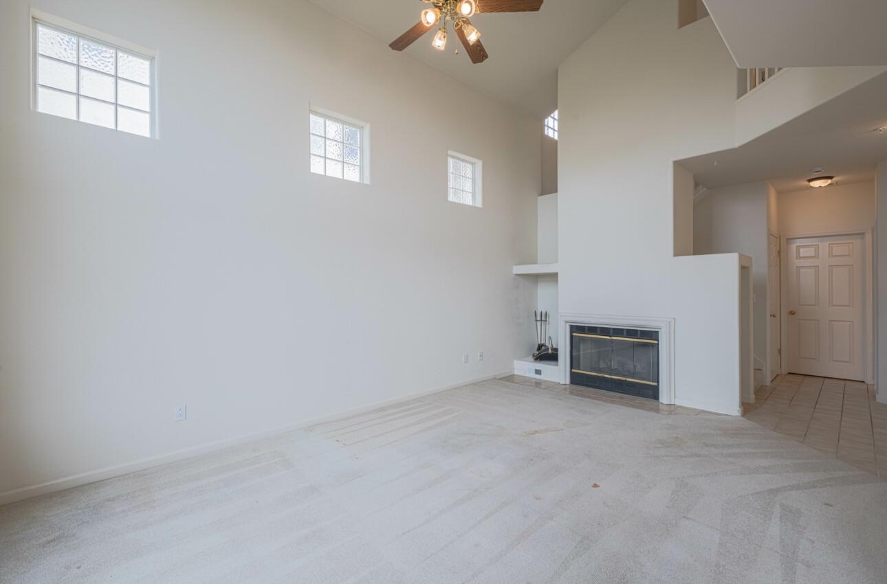 Detail Gallery Image 7 of 32 For 213 Montclair Ln, Salinas,  CA 93906 - 3 Beds | 2/1 Baths