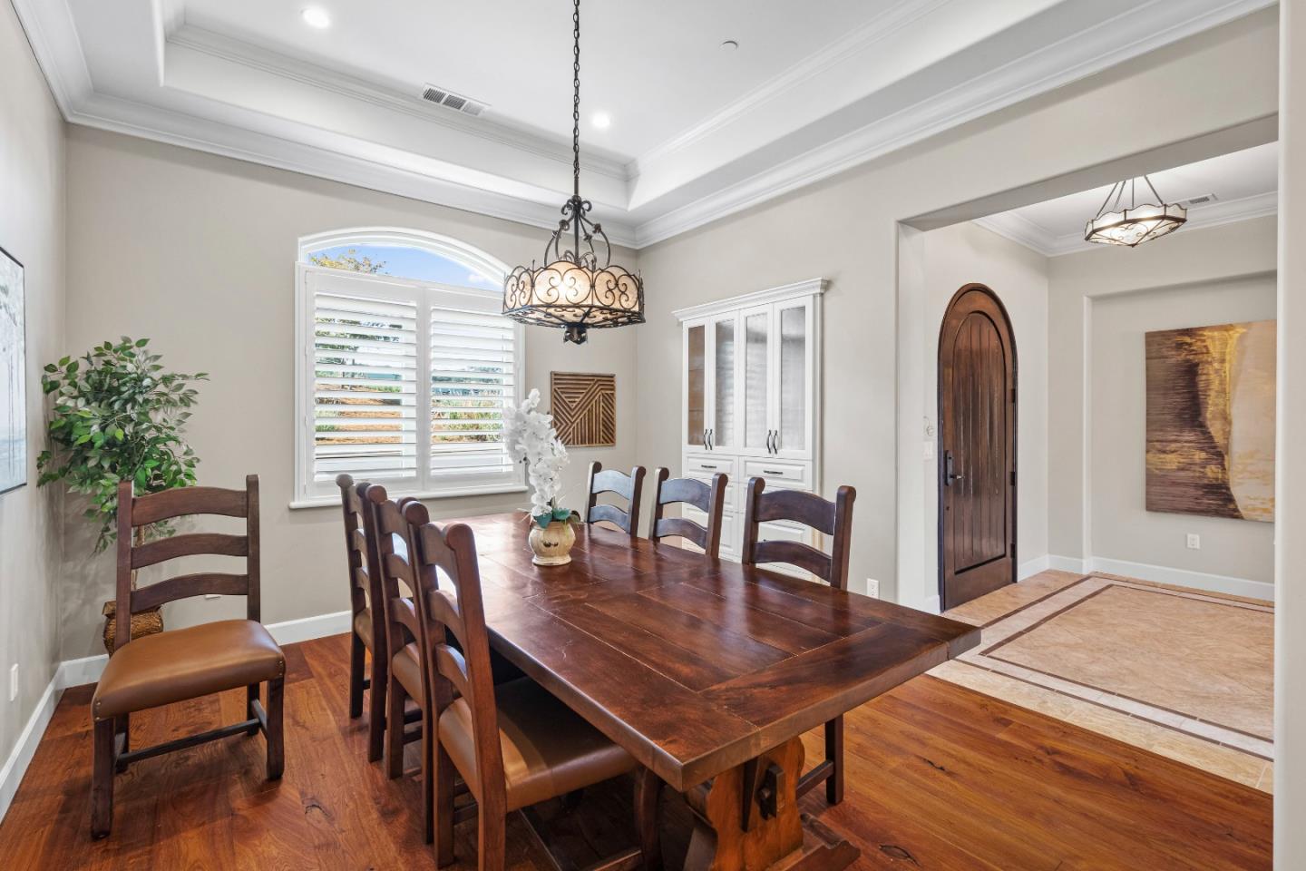 Detail Gallery Image 22 of 75 For 9110 Tea Tree Way, Gilroy,  CA 95020 - 5 Beds | 3/1 Baths