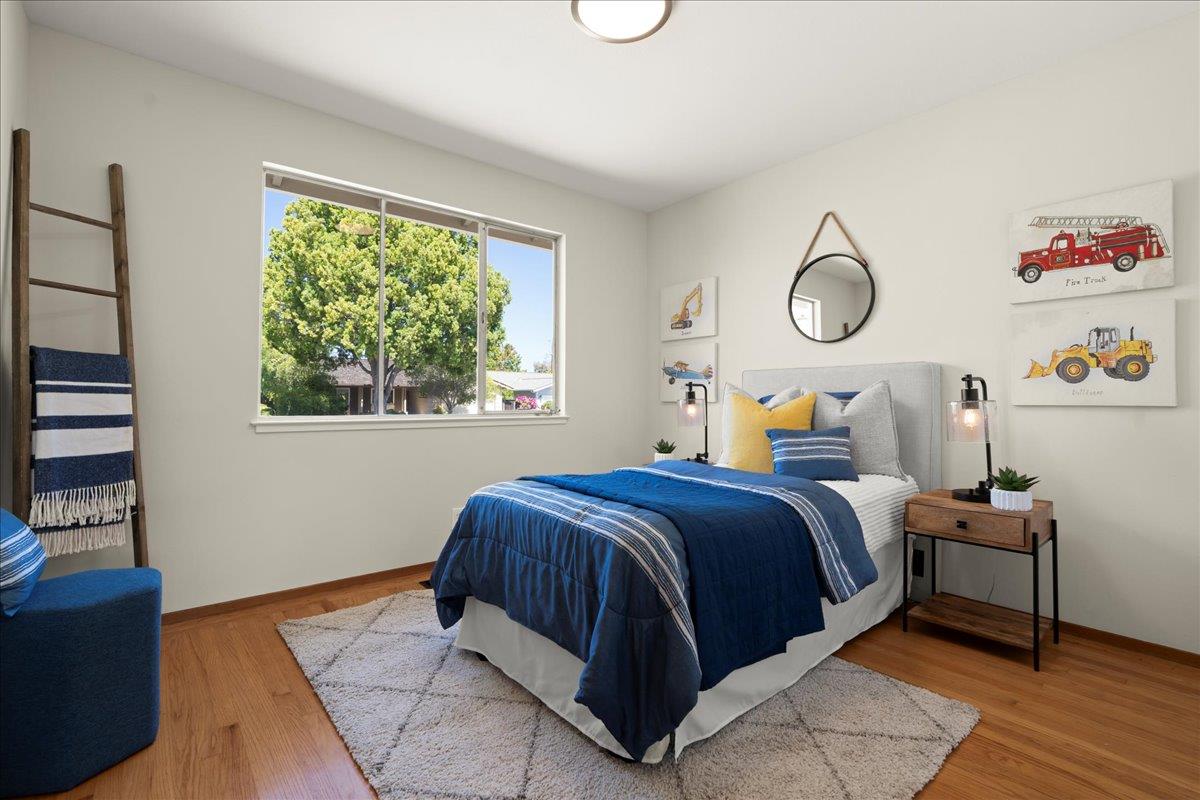 Detail Gallery Image 17 of 25 For 562 Dublin Way, Sunnyvale,  CA 94087 - 4 Beds | 2 Baths