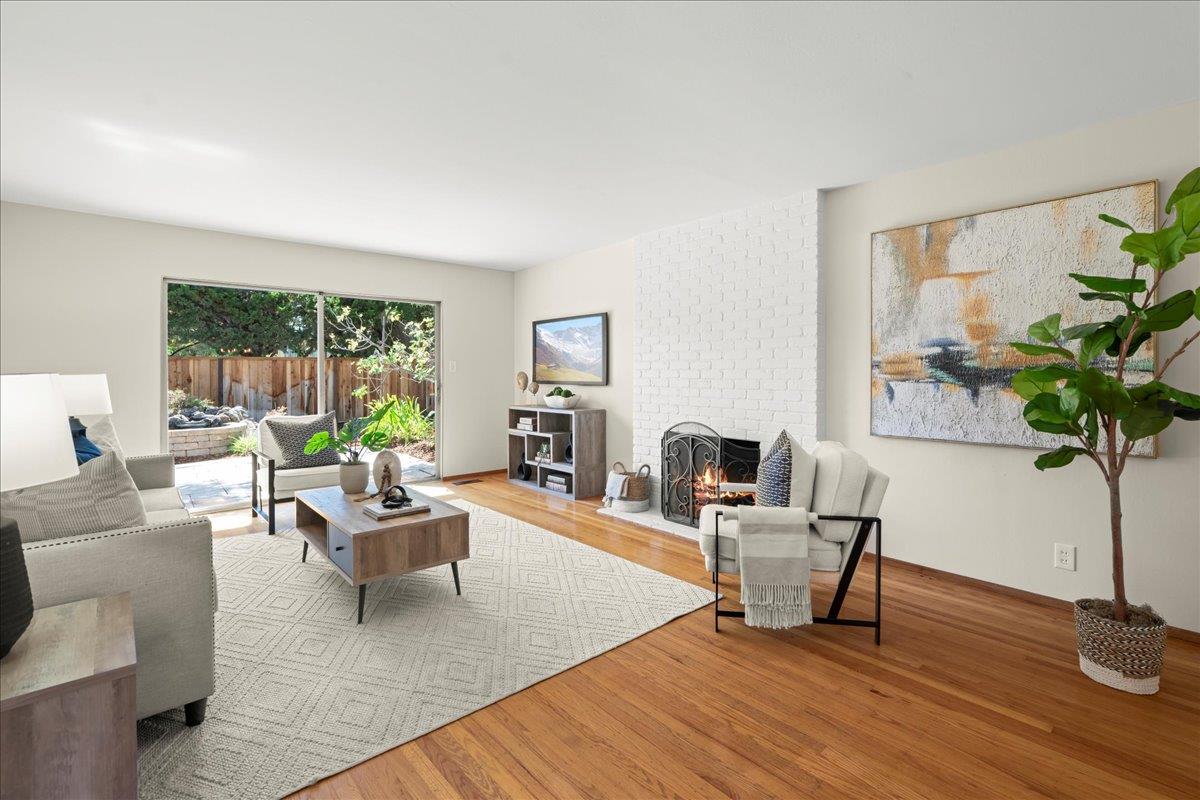 Detail Gallery Image 6 of 25 For 562 Dublin Way, Sunnyvale,  CA 94087 - 4 Beds | 2 Baths