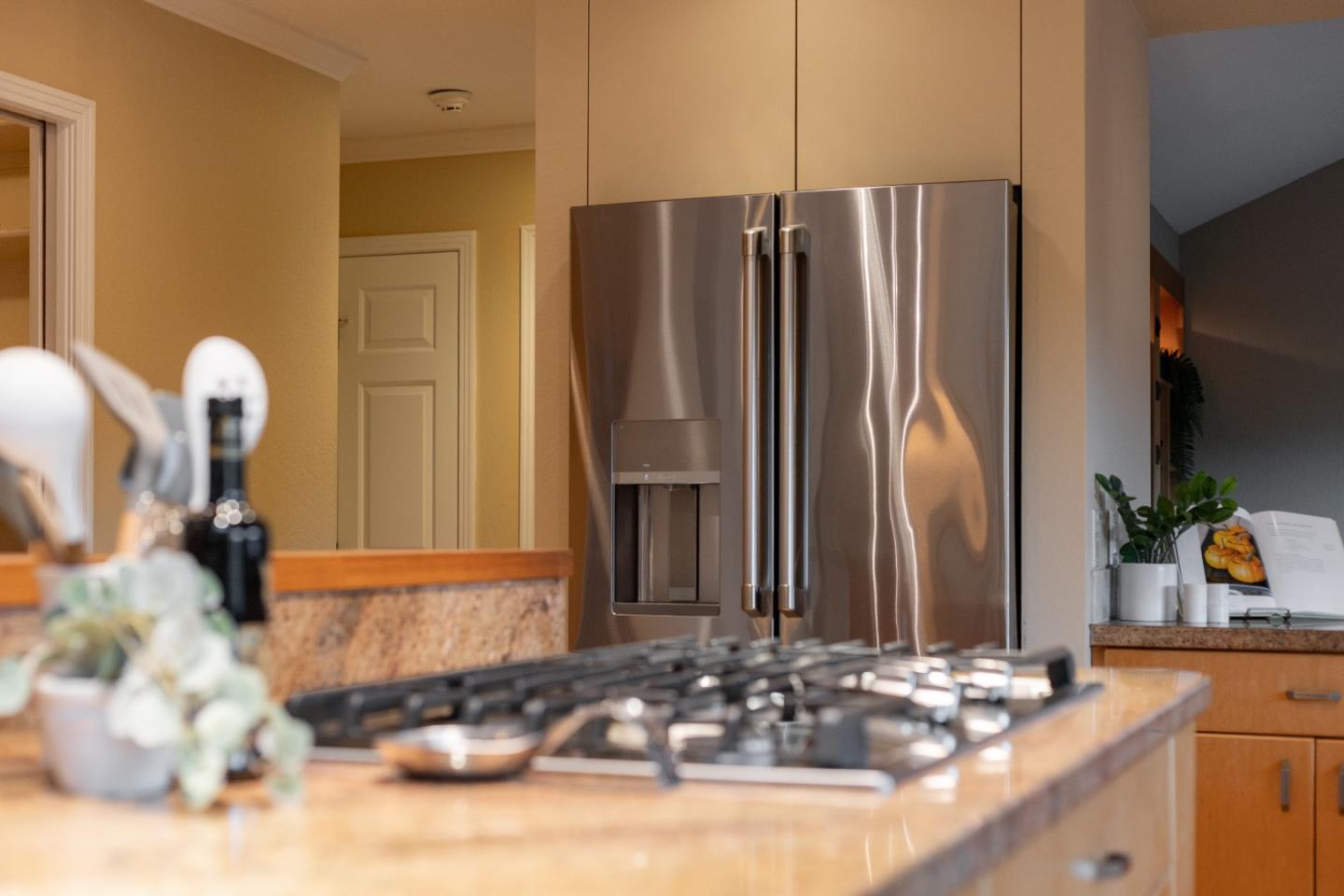 Detail Gallery Image 12 of 51 For 252 Fast Ln, Santa Cruz,  CA 95065 - 4 Beds | 3/1 Baths