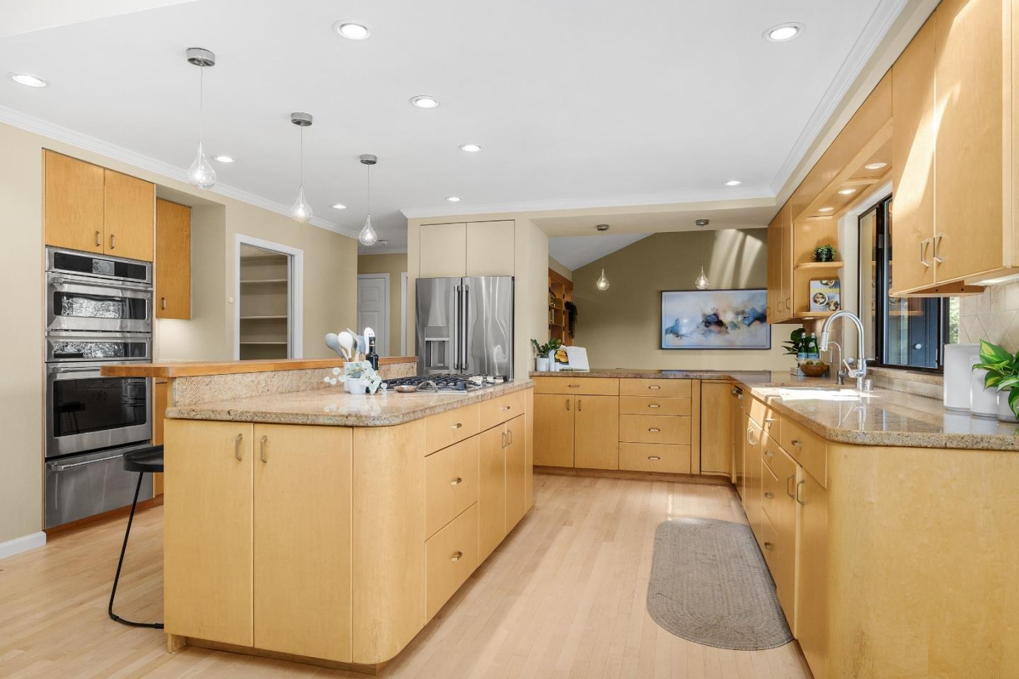 Detail Gallery Image 13 of 51 For 252 Fast Ln, Santa Cruz,  CA 95065 - 4 Beds | 3/1 Baths