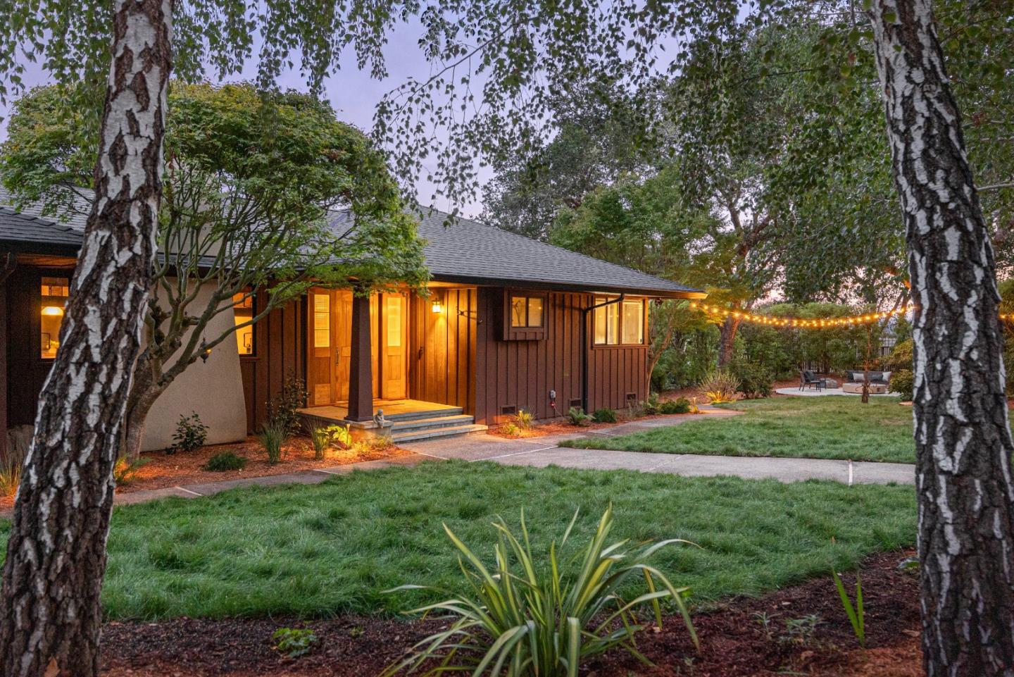 Detail Gallery Image 3 of 51 For 252 Fast Ln, Santa Cruz,  CA 95065 - 4 Beds | 3/1 Baths