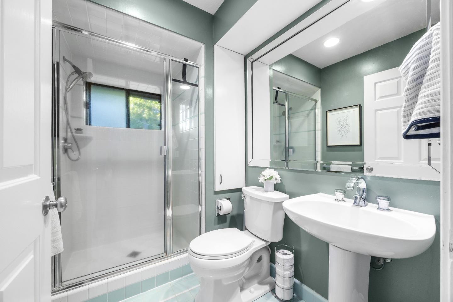 Detail Gallery Image 43 of 51 For 252 Fast Ln, Santa Cruz,  CA 95065 - 4 Beds | 3/1 Baths