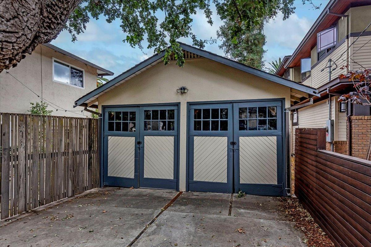 Detail Gallery Image 17 of 39 For 201/209 Mariposa Ave, Mountain View,  CA 94041 - – Beds | – Baths
