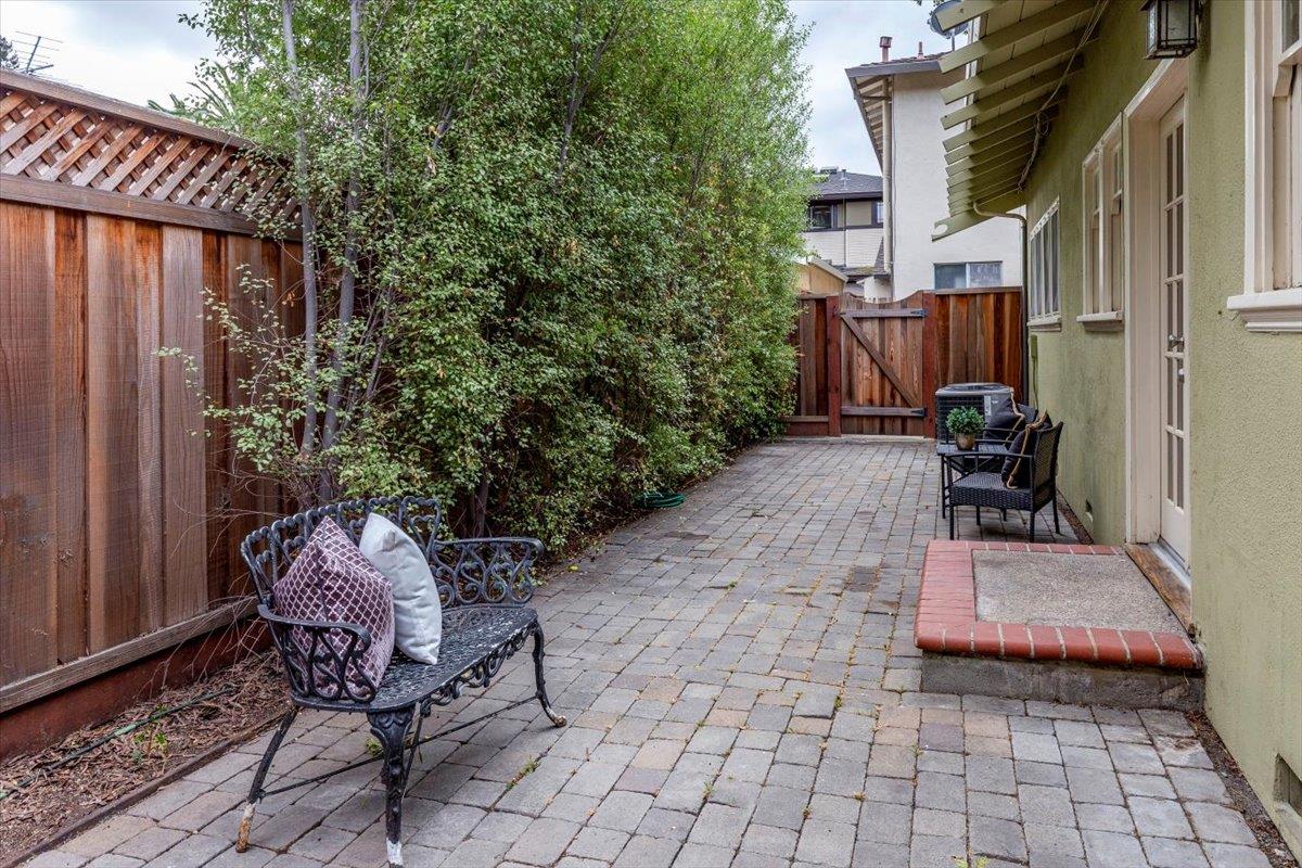 Detail Gallery Image 34 of 39 For 201/209 Mariposa Ave, Mountain View,  CA 94041 - – Beds | – Baths