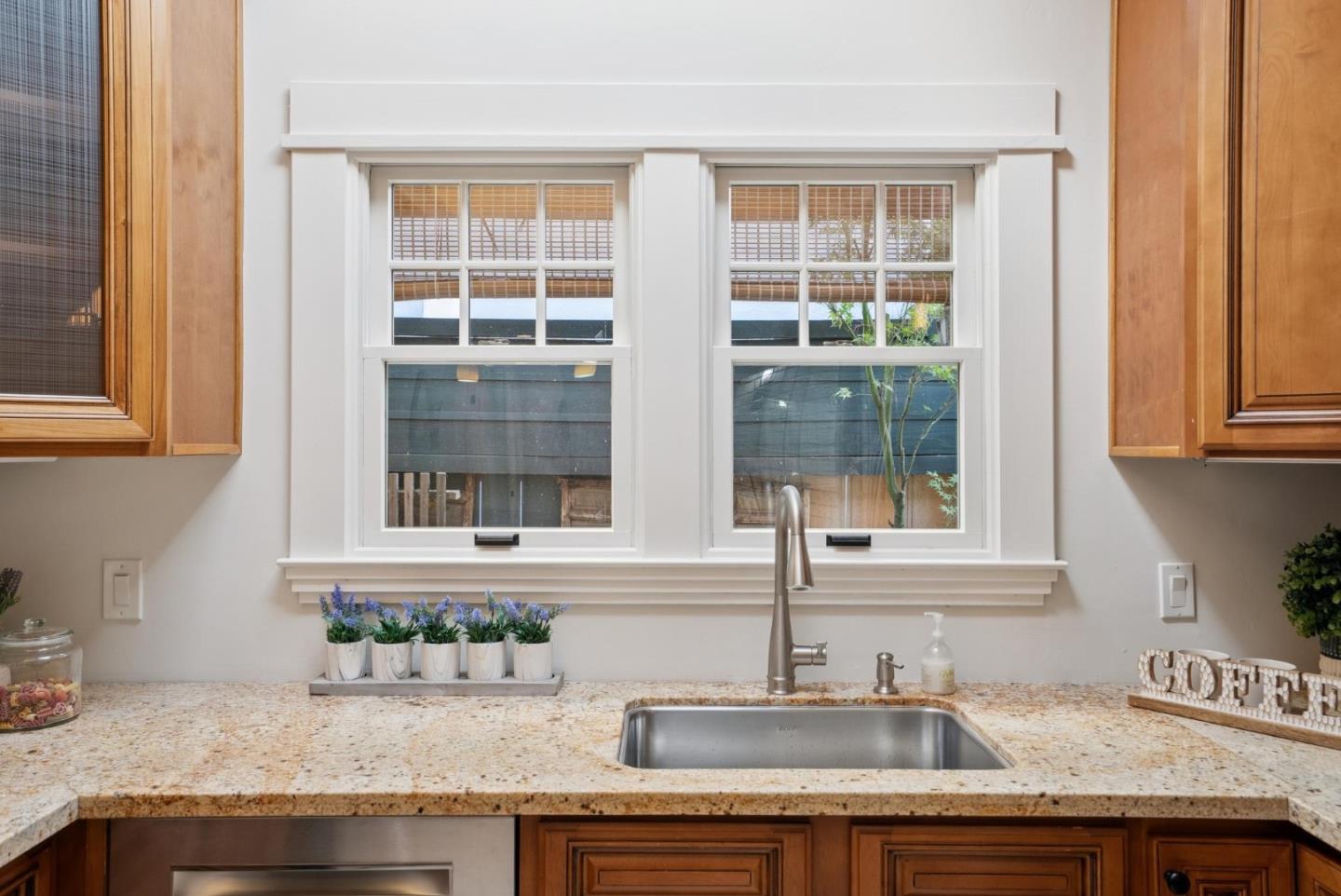 Detail Gallery Image 13 of 38 For 4626 Moorpark Ave, San Jose,  CA 95129 - 3 Beds | 2 Baths