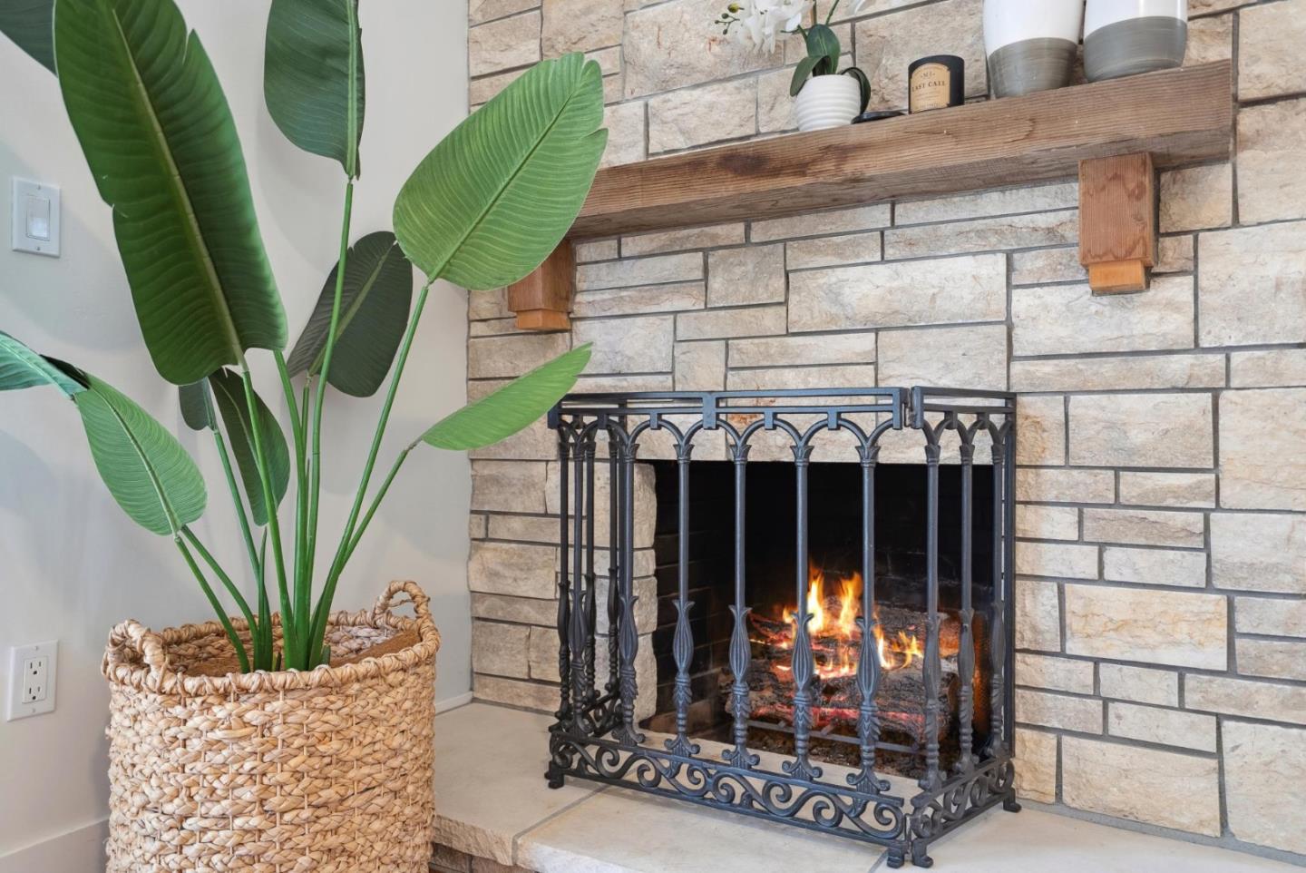 Detail Gallery Image 20 of 38 For 4626 Moorpark Ave, San Jose,  CA 95129 - 3 Beds | 2 Baths