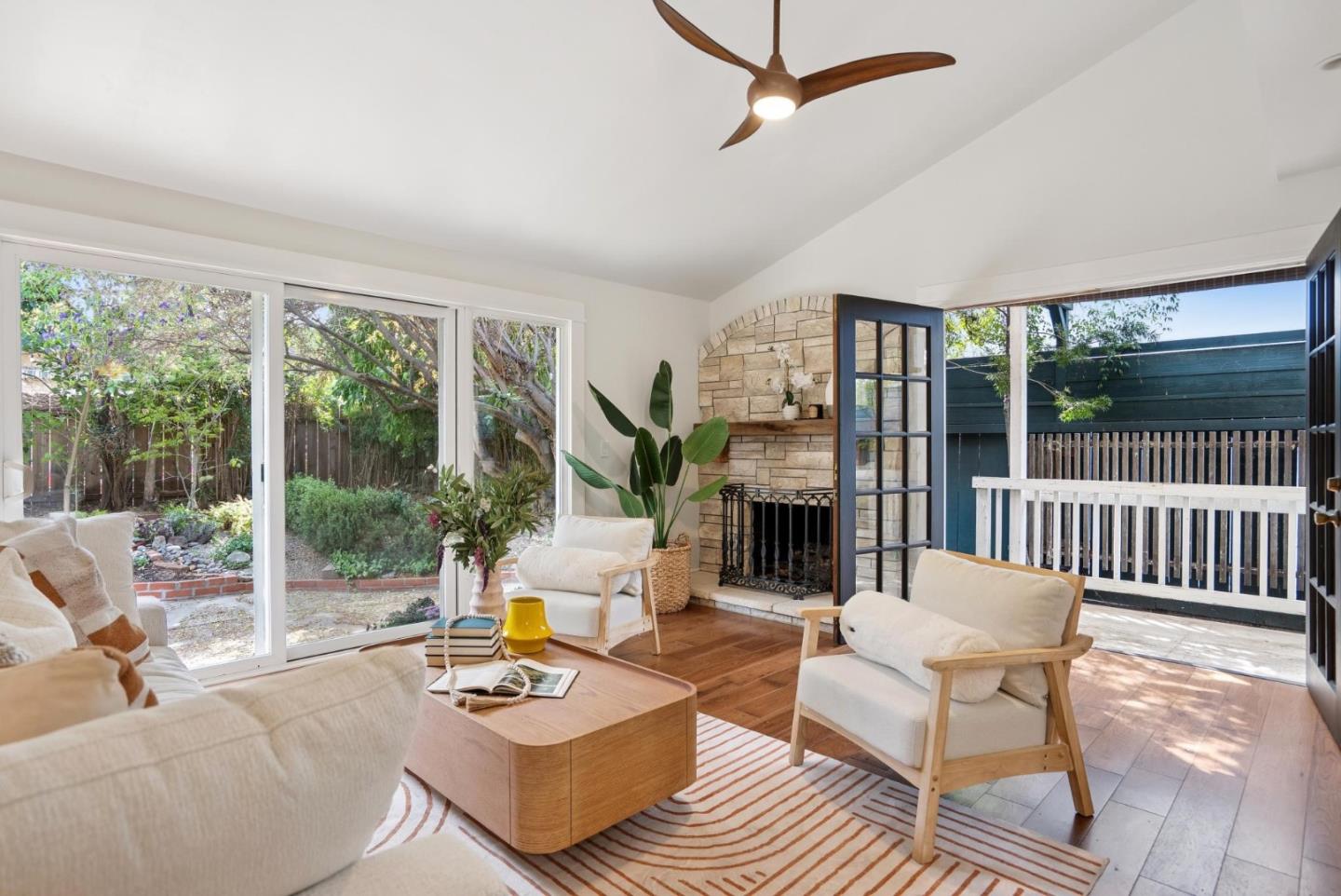 Detail Gallery Image 22 of 38 For 4626 Moorpark Ave, San Jose,  CA 95129 - 3 Beds | 2 Baths